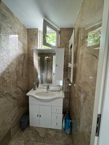 卢布尔雅那Cozy Flat Near Tivoli Park With Free Parking公寓 外观 照片